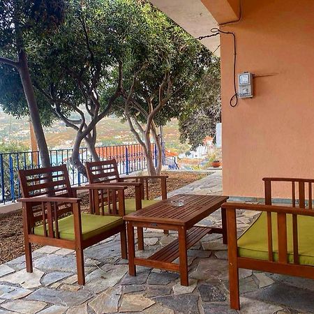 Πέτρινη Αυλή, Αρμενιστης Ικαρια Villa Armenisztísz Kültér fotó