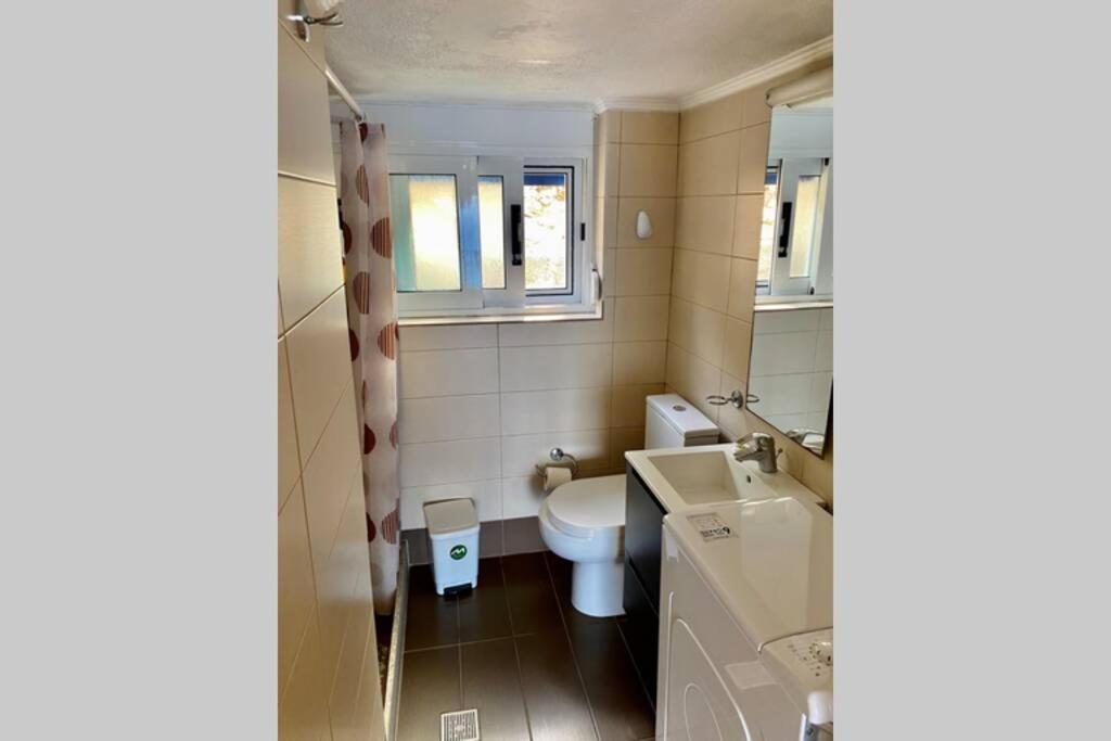 Πέτρινη Αυλή, Αρμενιστης Ικαρια Villa Armenisztísz Kültér fotó