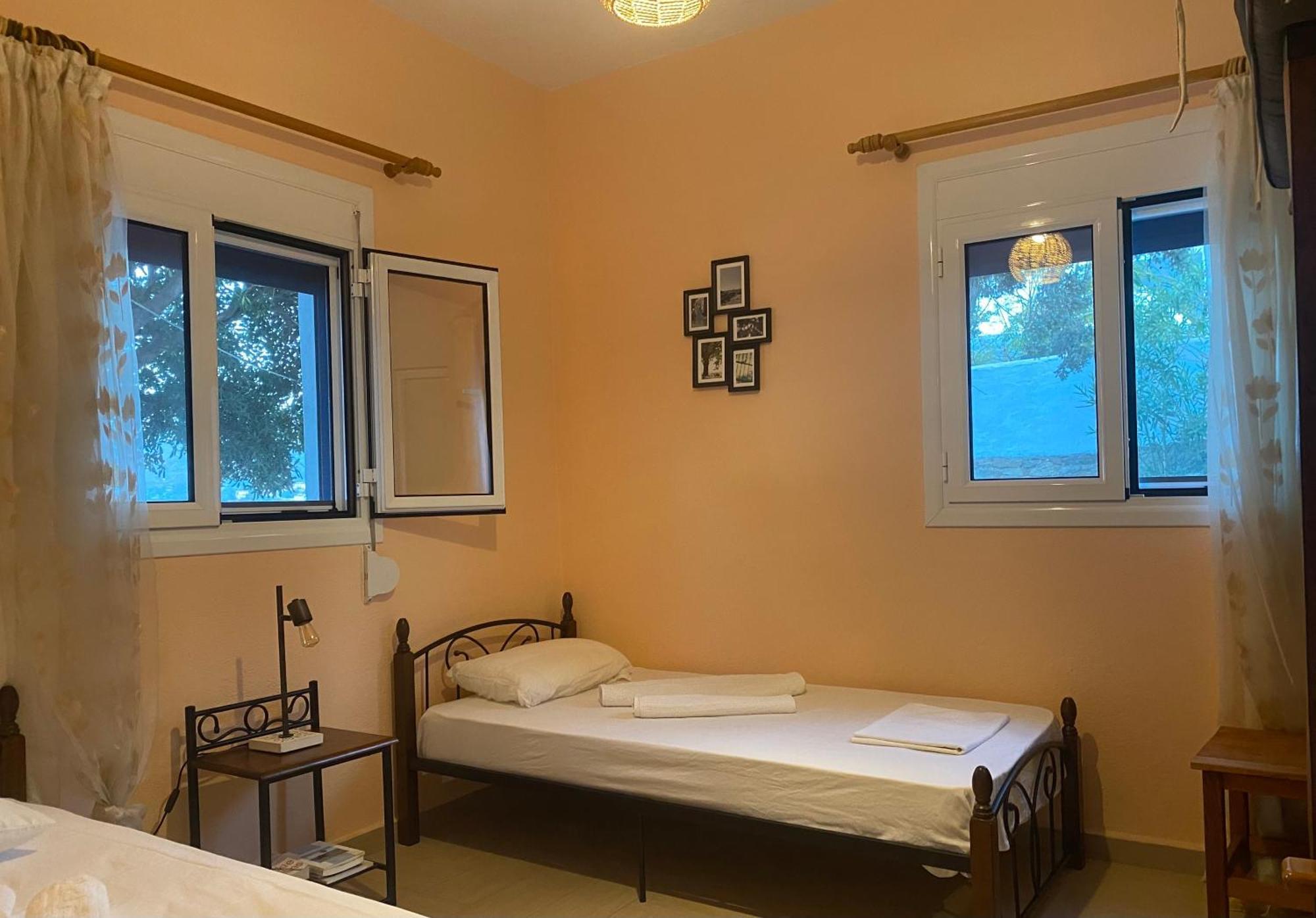 Πέτρινη Αυλή, Αρμενιστης Ικαρια Villa Armenisztísz Kültér fotó