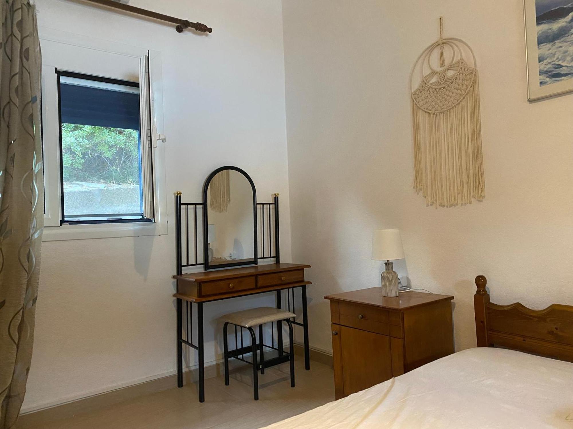 Πέτρινη Αυλή, Αρμενιστης Ικαρια Villa Armenisztísz Kültér fotó